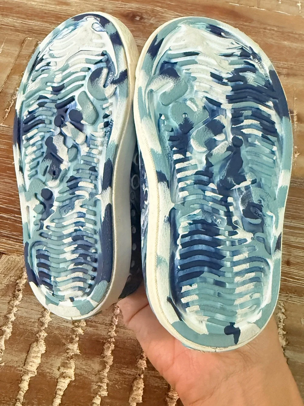 Native toddler shoes size c5